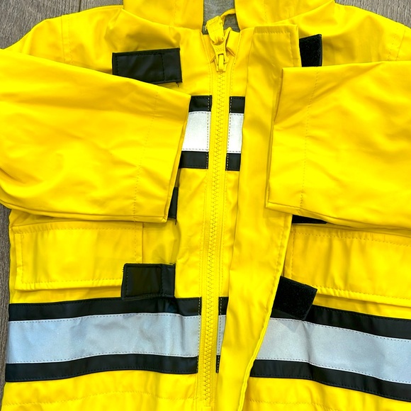 OshKosh B'gosh Firefighter Jacket Size 12Months - Picture 4 of 8